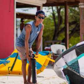 How Long Does It Take to Learn Kitesurfing or Windsurfing in Aruba?